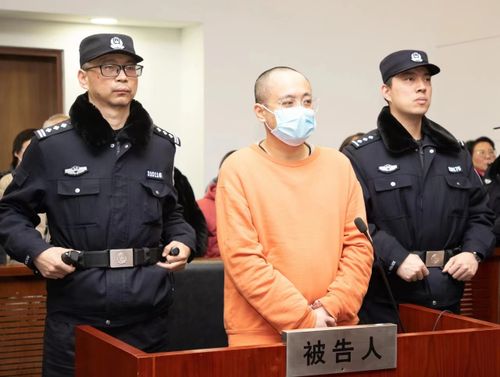 被告照片
