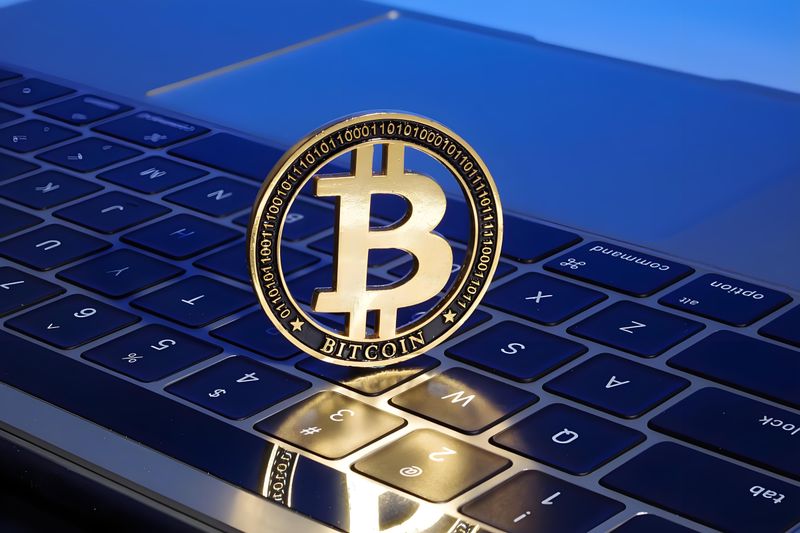 12.6 ビットコイン